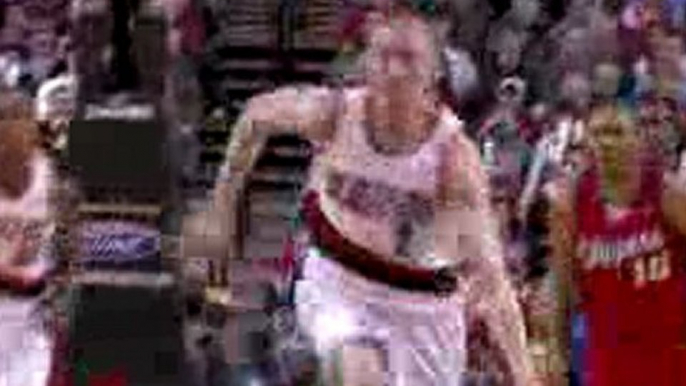 NBA DeAndre Jordan erases Steve Blakes shot.