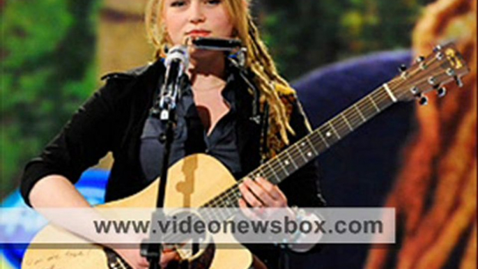 Crystal Bowersox Performance Rocks 'Idol'