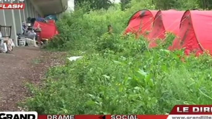 Les buldozers rasent le camp des Roms (Mons-en-Baroeul)