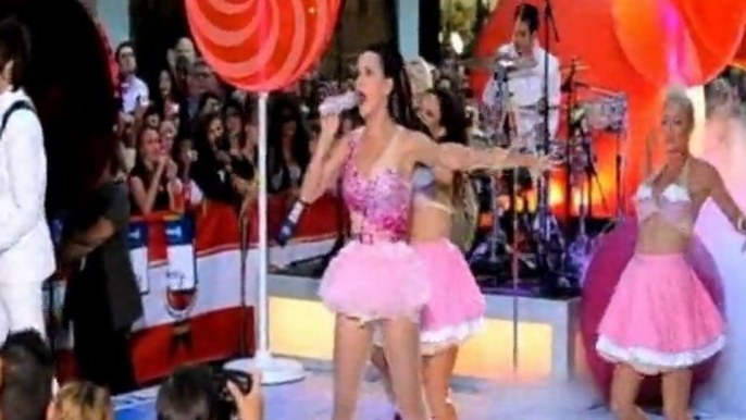 Katy Perry goes bi-continental