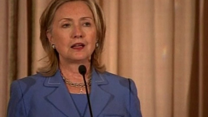 Clinton criticises Koran burning plans