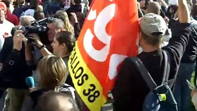 Manifestation pour les retraites du 12 octobre à Grenoble