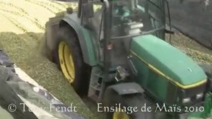 Ensilage De Maïs 2010 Séquence N°2 Par Tony Fendt