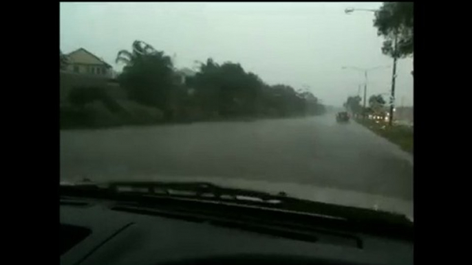 Melbourne Flash Floods - Nepean Hwy Flooding