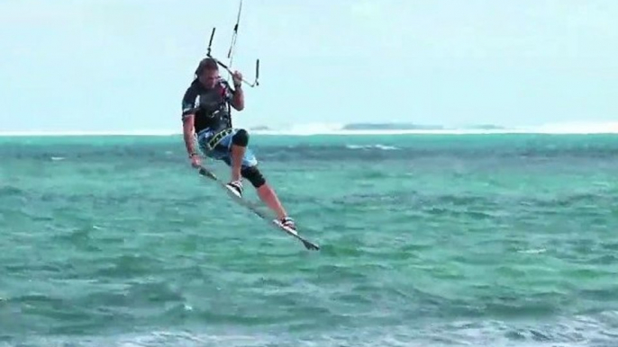 WAPALA Mag N°42 : Windsurf au Japon, Kite Alex Caizergues et kid SUP !