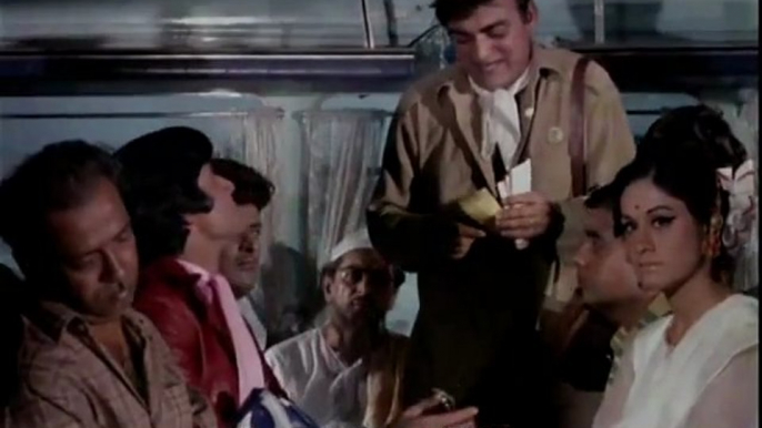 Bombay To Goa Funny Scenes - Amitabh Bachchan Tries To Impress Aruna Irani