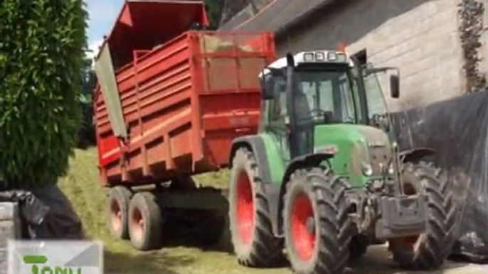 Ensilage D'Herbe 2011 Par Tony