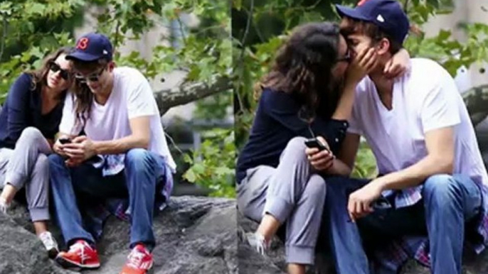 This is What it Looks Like When Ashton Kutcher and Mila Kunis Kiss