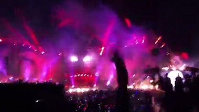 Swedish House Mafia - Save the World @ TomorrowLand