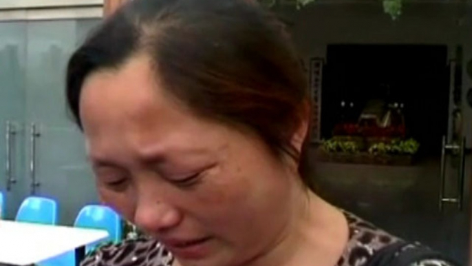 Chinese Families Mourn Loved Ones Killed in Wenzhou Train Accident