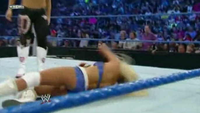 Wrestling Football : WWE Smackdown 9/09/2011 : Sin Cara vs. Tyson Kidd - Kelly Kelly vs Natalya - Coffre à Catch