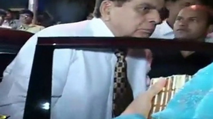 Dilip Kumar & Saira Bano At Marriage Reception Of Dr.Trasi's Daughter