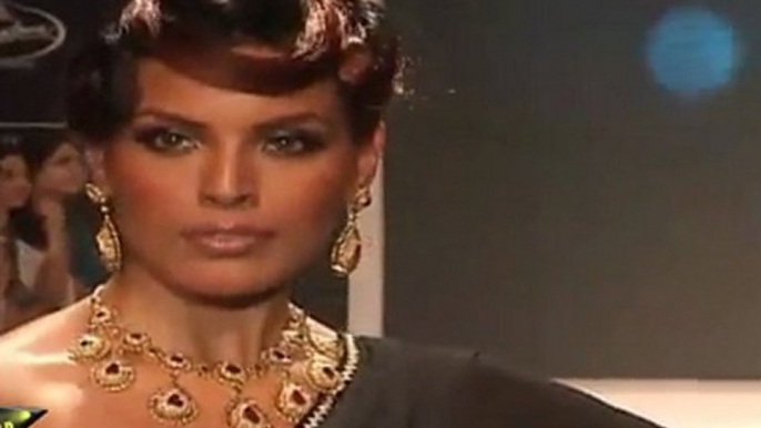 Sultry Babes Walk The Ramp At IIJW 2011