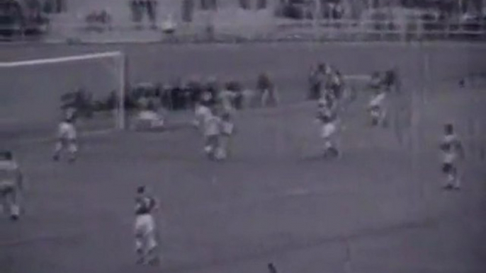 Copa do Mundo 1958 - BRASIL 1X0 PAIS DE GALES - nasce o mito Pele