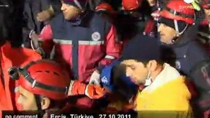 Turkish man rescued 100 hours after earthquake - no comment