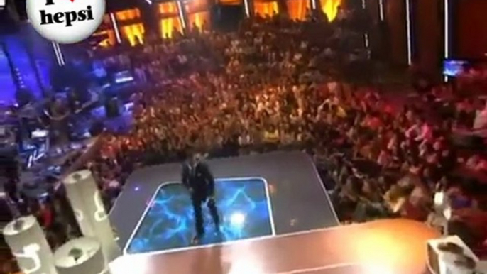 Grup Hepsi Ceynur Beyaz Show Jenerik Müziği 2011-2012