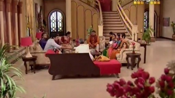 Baba Aiso Var Dhoondo  - 25th November 2011 Pt1