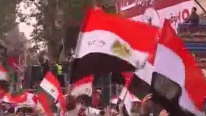 Egyptians return to Tahrir Square to protest against military junta