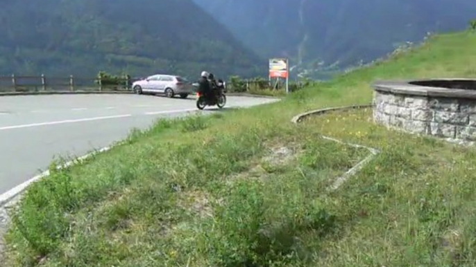 les alpes italiennes en moto