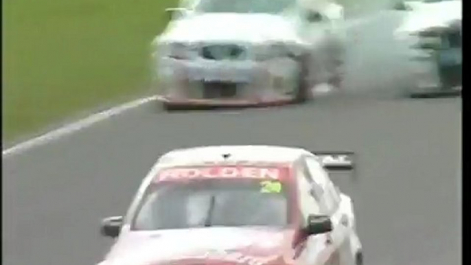 2009 L&H 500: Cameron McConville crash