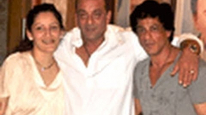 Shahrukh Khan At Sanjay Dutt's Wife Manyata Dutt's Birthday Party