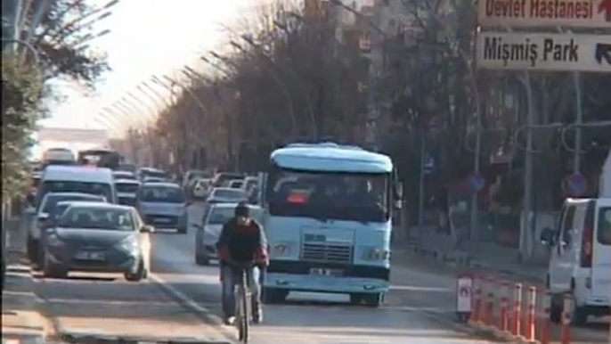 Mehmet Buyruk Caddesi ile Hastane Caddesi girişindeki kavşak düzenleme Çalışması