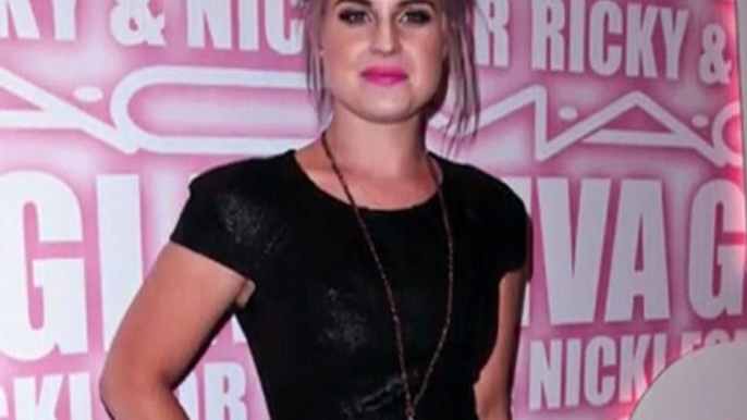 Kelly Osbourne goes Fashion