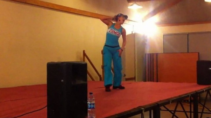 Lili Zumba : Saba le Dancefloor (en mode Solo) - (Helfaut)