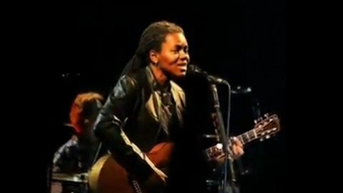 Tracy Chapman - America - w_ lyrics