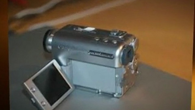 Canon Optura S1 2.2MP MiniDV Camcorder w10x Optical ...