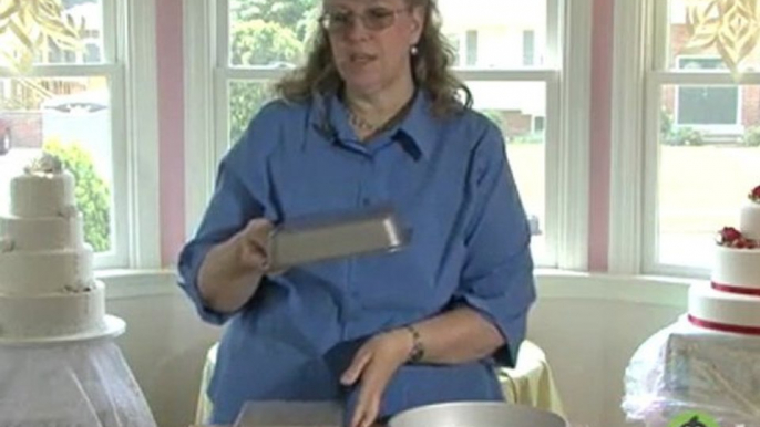 Cake Decorating - How to Choose a Professional Cake Pan