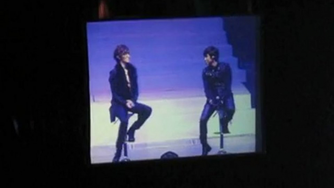 Cassiopeia chanting " Zhai Zhong " in Yunho and Changmin's Shanghai fanmeeting