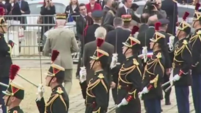 Hollande commémore l'appel du 18 juin