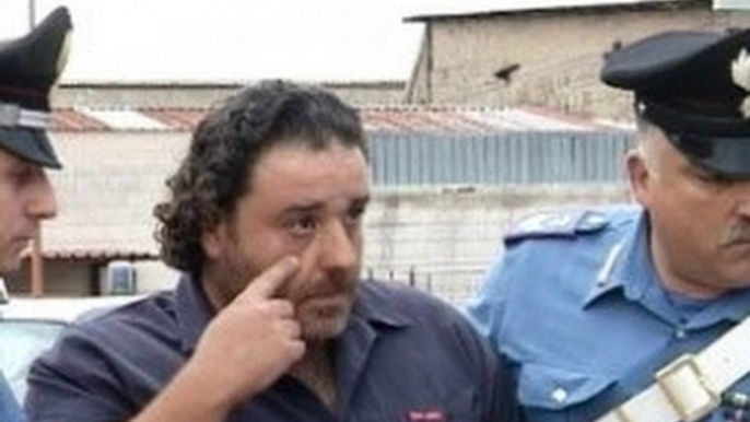 Castelvolturno (CE) - Camorra - Pizzo e droga sul litorale domizio, 10 arresti (live 04.06.12)