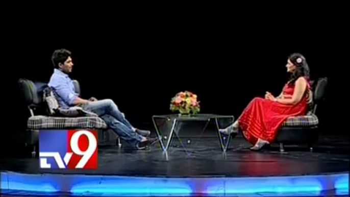 Allu Arjun shares Julayi success with Tv9 - Part 1