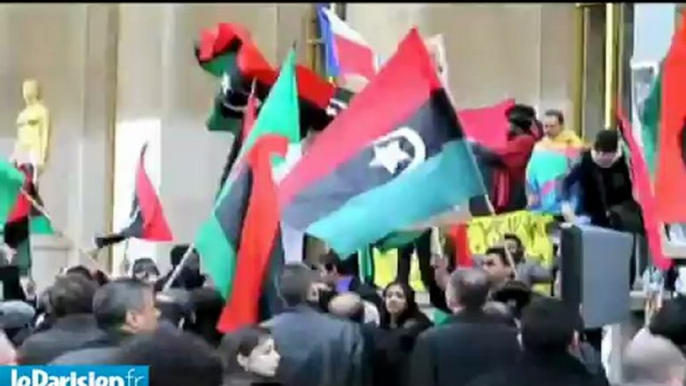 Paris : manifestation pour soutenir les insurgés libyens