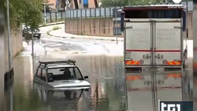 Four dead as floods hit central Italy