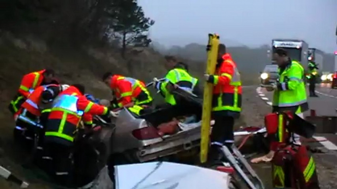 HAUTE-SAONE : DEUX BLESSES DANS UNE COLLISION FRONTALE A ECHENOZ-LE-SEC