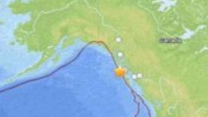 7.6 Magnitude Earthquake Strikes off Alaska Coast