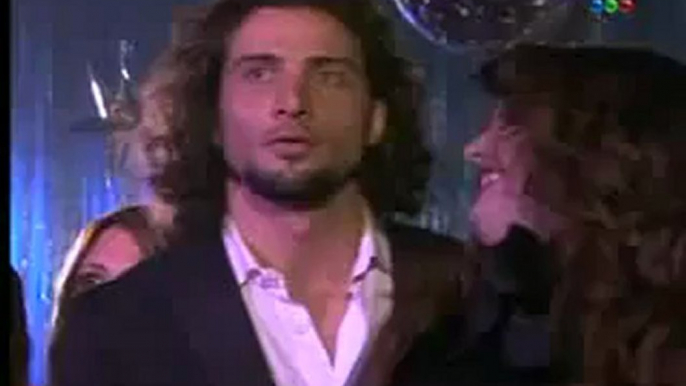 Charly García en el final de Graduados