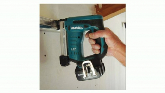 Makita BST221 18-Volt LXT Lithium-Ion Cordless 3/8-Inch Crown Stapler Kit Review