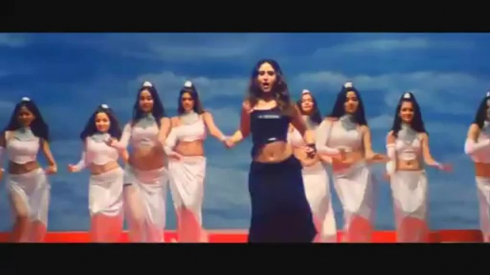 Indian Dance Song_ Kareena Kapoor - Dupatta (HD)