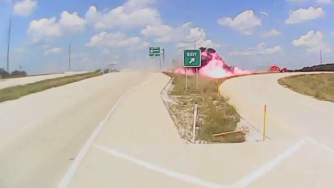 Semi Truck flying and crashing on I74 Greensburg... Impressive truck accident on dash cam!!