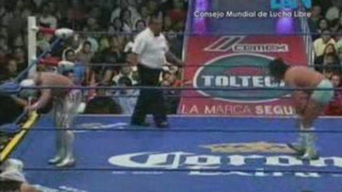 Mistico (c) vs Negro Casas