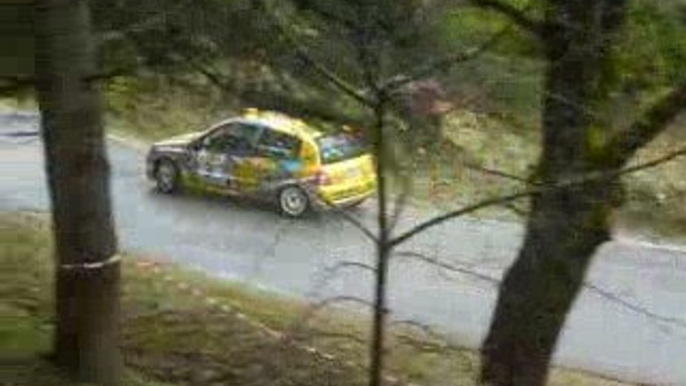 Rallye de venasque 2009 samedi clio ragnotti n°9 mancini