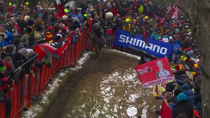 Cyclo-Cross World Championships Men's Elite Race - Mourey the early leader as the snow returns