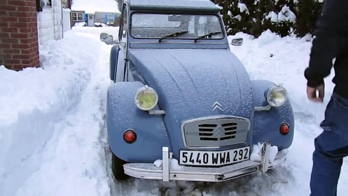 2CV Cold Start with New 123 Ignition