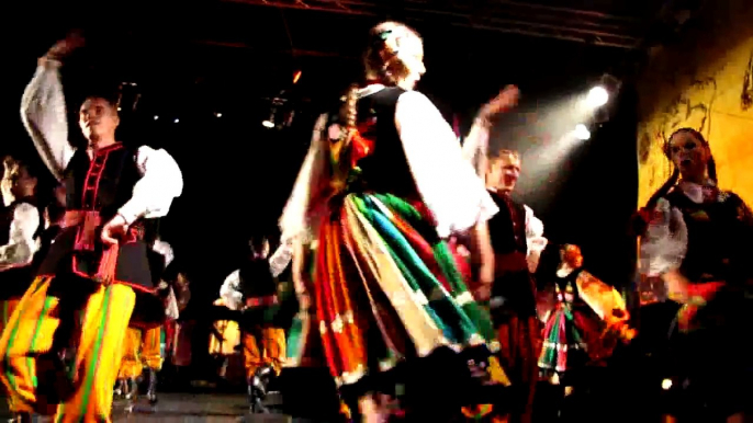 Danses folkloriques polonaises au Festival de Musiques & Danses du Monde sur TV28 (extrait).