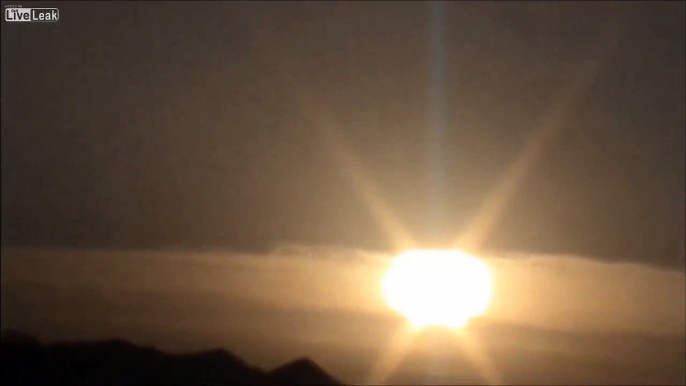 Amazing Best UFO Real Footage,/Breaking World UFO News,/