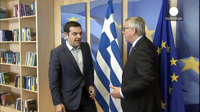 Divisions remains between Greece and eurozone finance minister as crisis talks resume in Brussels